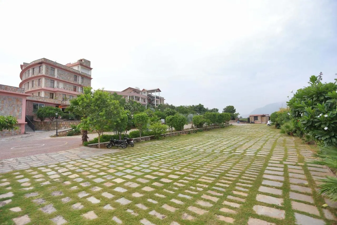 Palm Valley Resort By Skua World Udaipur
